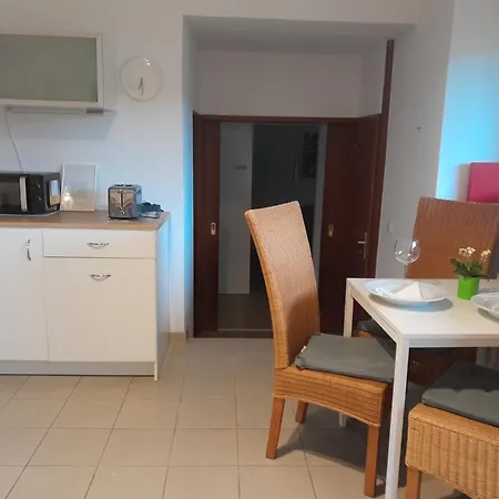 Apartment Goldstueck Im Gruenen Bad Schonborn